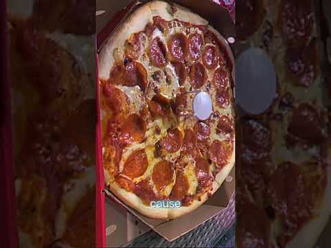 New Yorker Tries Pizza in Bankok Thailand #shorts