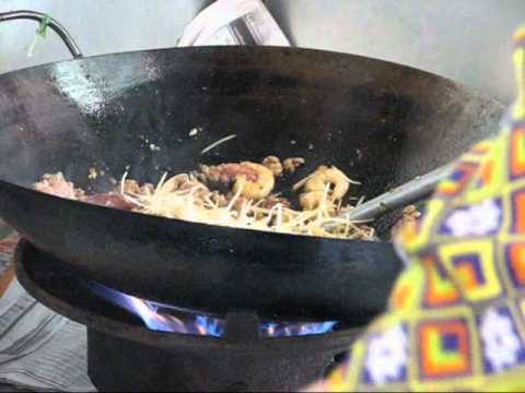 Two Minutes Flat! – – Fast Thai Wok Cooking. . . . Shrimp with Ginger