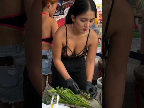 Two hard working and beautiful lady🙂 | street food | street food Thailand  wedgie #shorts #bangkok