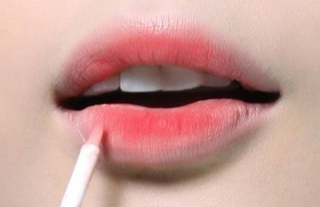 Son Che Khuyết Điểm Môi Nào Tốt? Top 5 Sản Phẩm “Hot” Nhất Hiện Nay