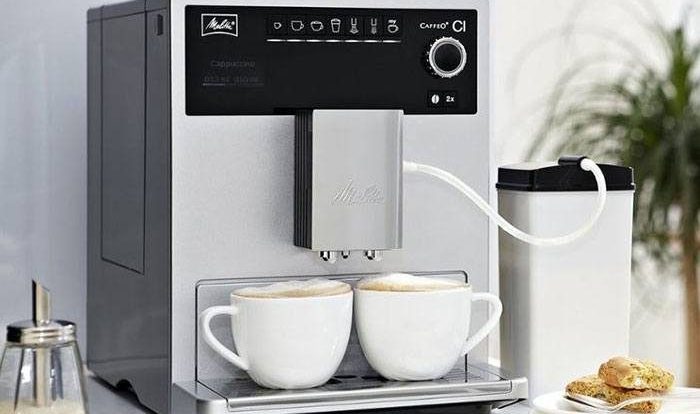 Nên mua máy pha cà phê loại nào tốt? Electrolux, Delonghi, Tiross?